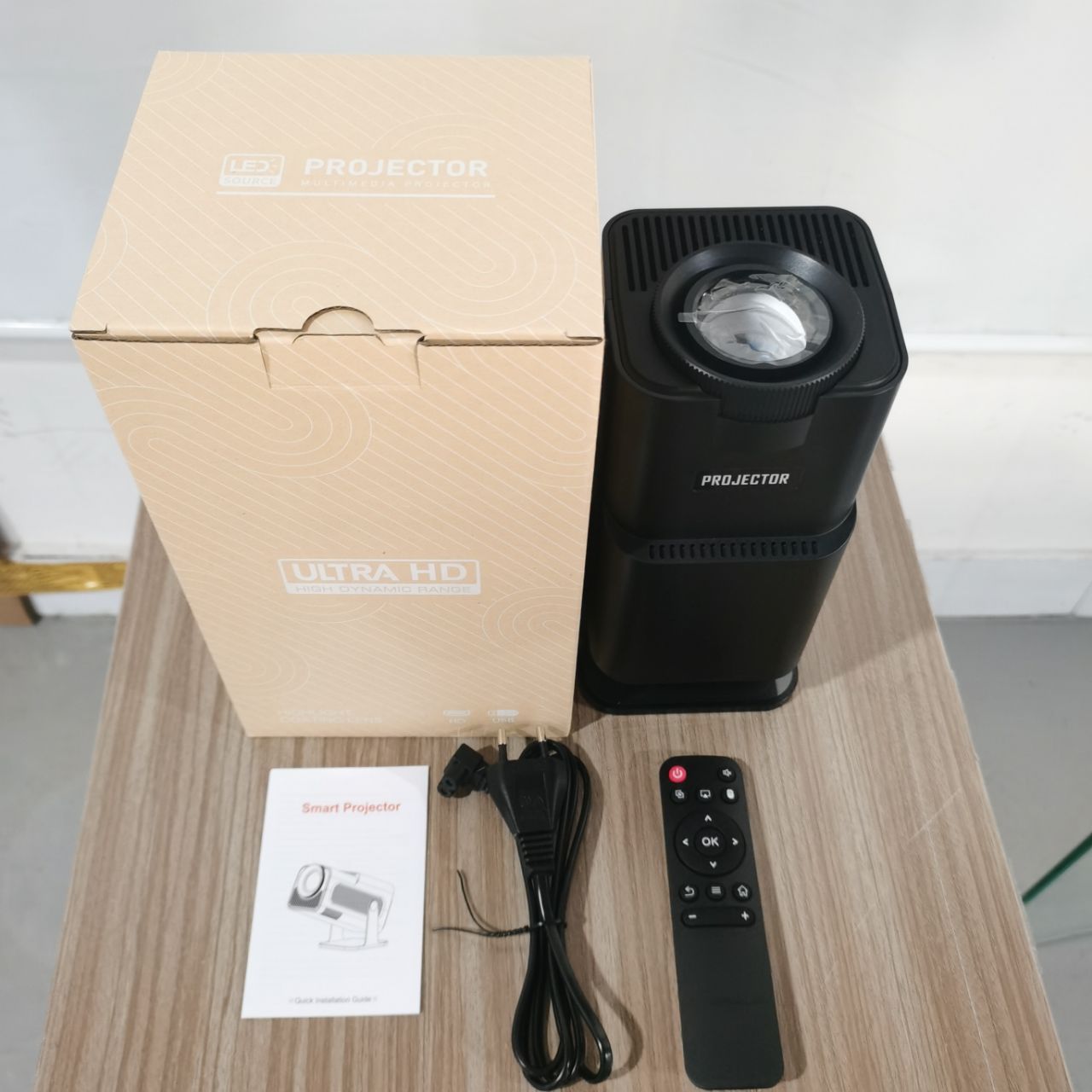 Projector HY320
